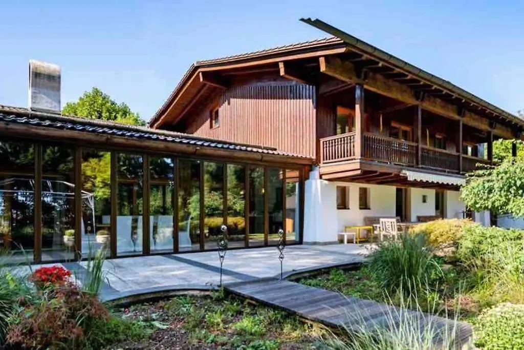 Whole Villa Munich, Alps View, Quiet And Spacious Feldkirchen-Westerham 0*,  Germany